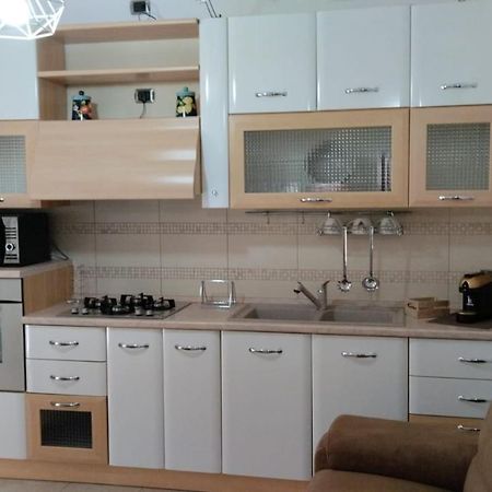 La Casa Di Elisa Apartment Bari Luaran gambar